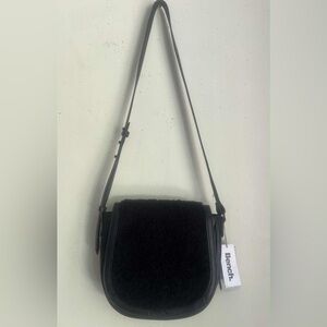 Bench Elegant Black Crossbody Bag